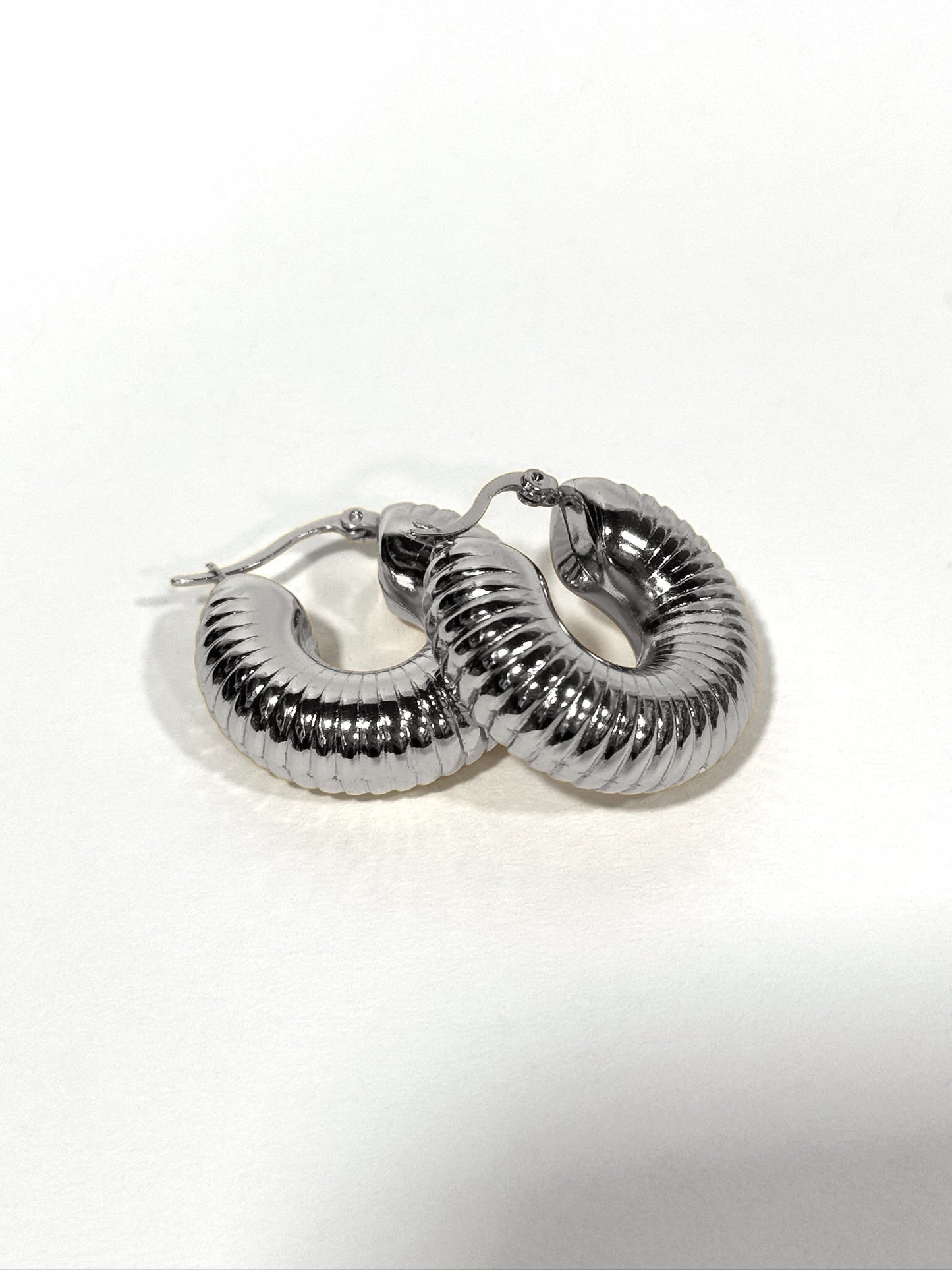 Aros de acero modelo #651 plateado