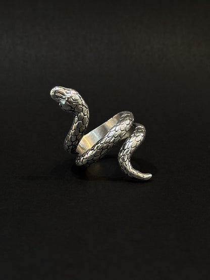 Anillo de hombre en acero vikingo #796